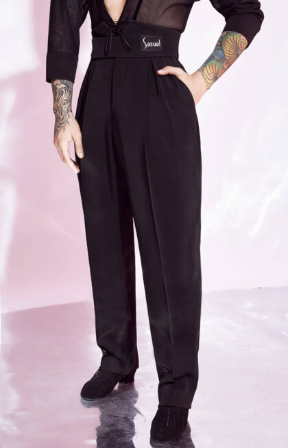 Menslatintrouser_wcorset_2