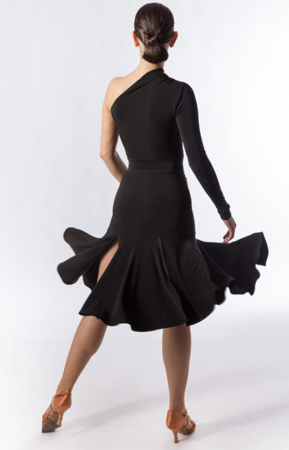 Zoe_practice-latin-skirt3