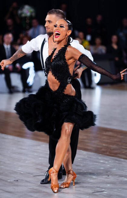 Latindress_MidnightMarabou_1
