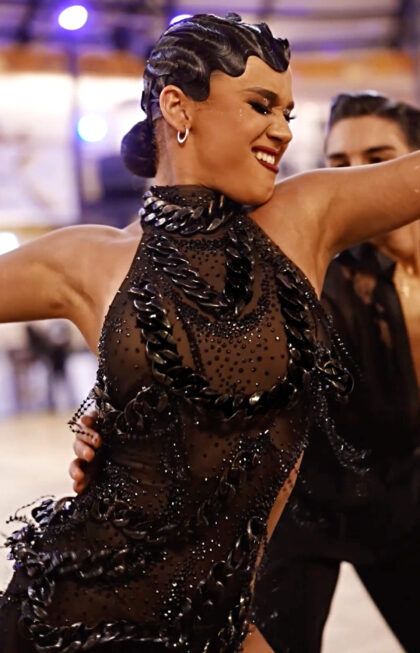 Latindress_JetChains2