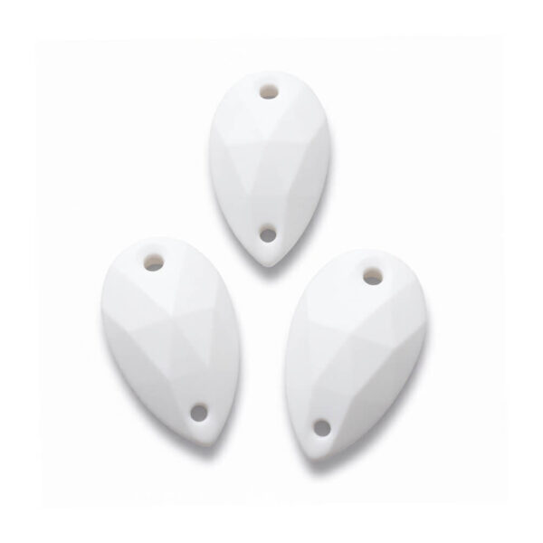 ChalkWhite_Plastic_Pear_Sewon