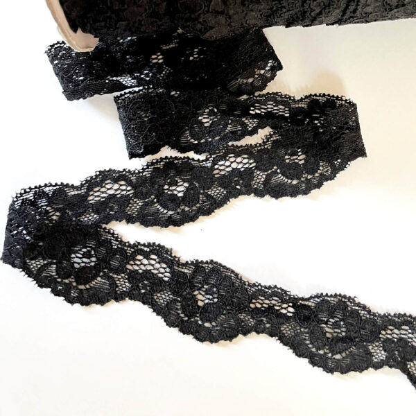 StretchlaceTrim_Black2