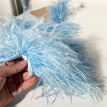 Ostritch Feather fringe_Iceblue2